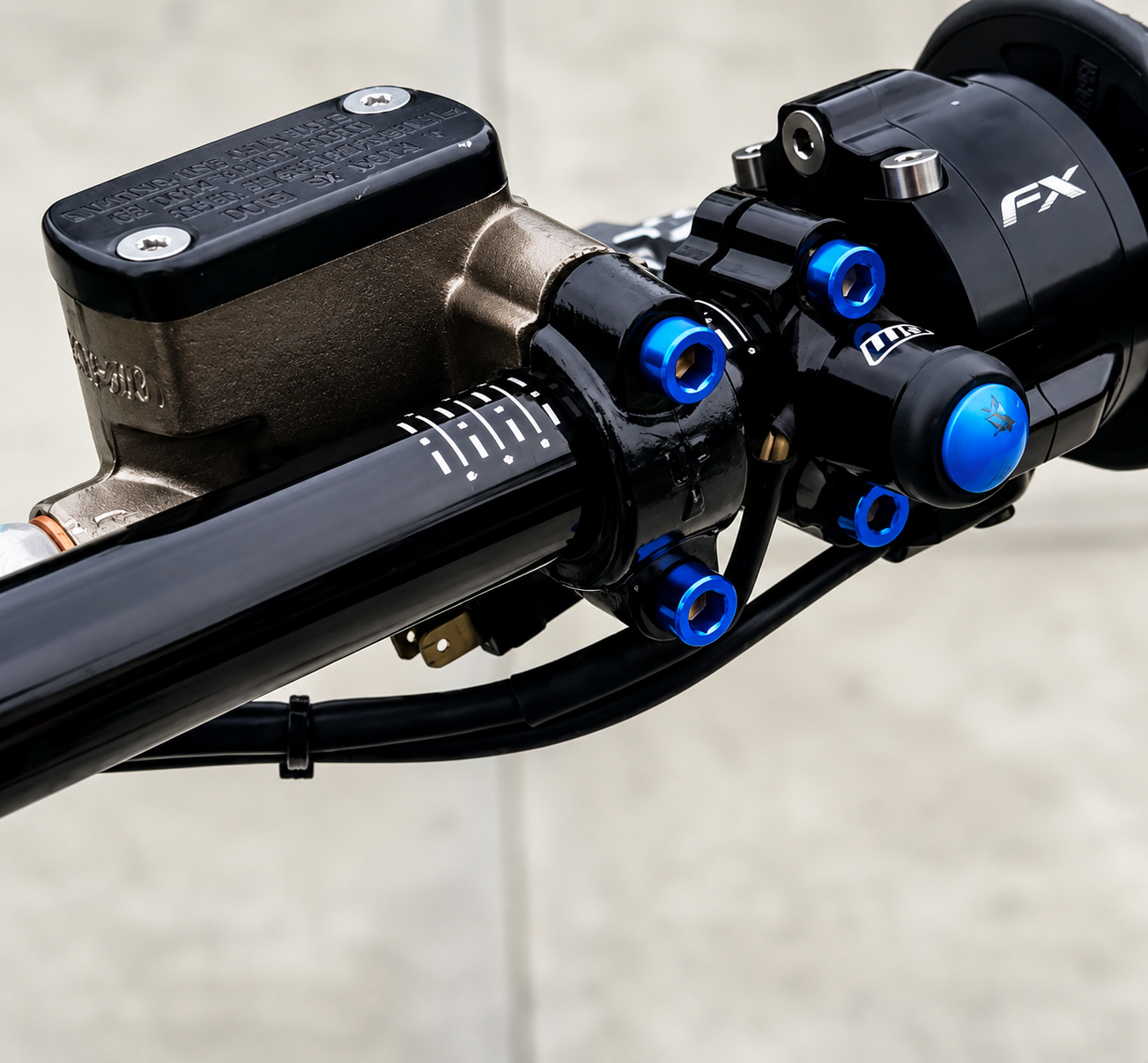 Moto/Ultra bee brake titanium