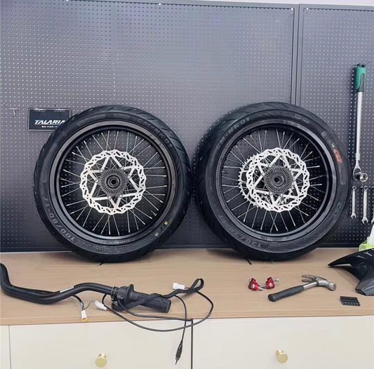 Ultra Bee Supermotos